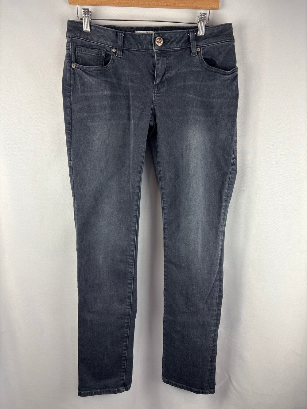 Women’s Cabi Size 4 Muted Gray Skinny Jeans